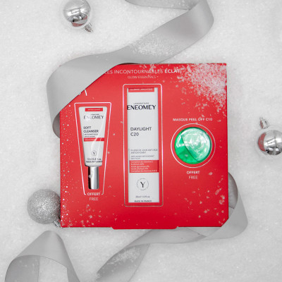 OUR ESSENTIAL ANTI-AGING SET
