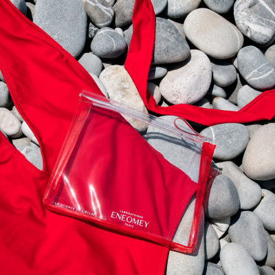 Free travel pouch ENEOMEY